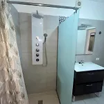 Spacious 1 Bedroom With Pool & Ocean View, Marina Palace * Адехе