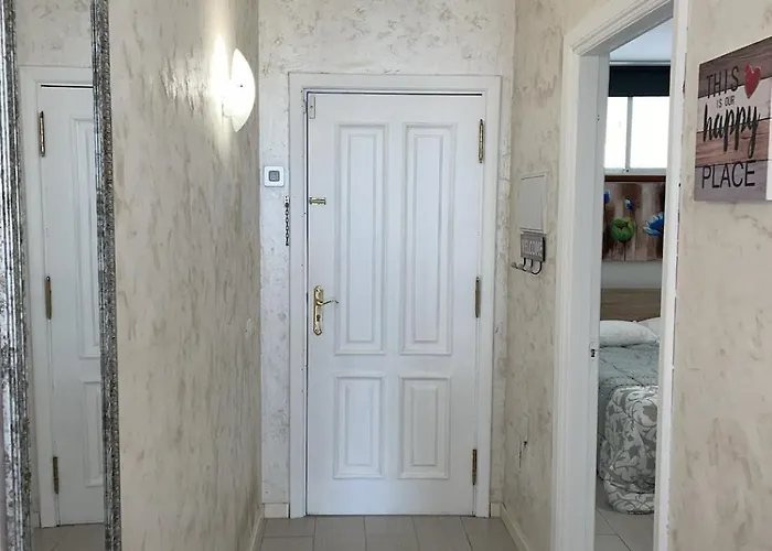 Spacious 1 Bedroom With Pool & Ocean View, Marina Palace Lägenhet Costa Adeje (Tenerife)