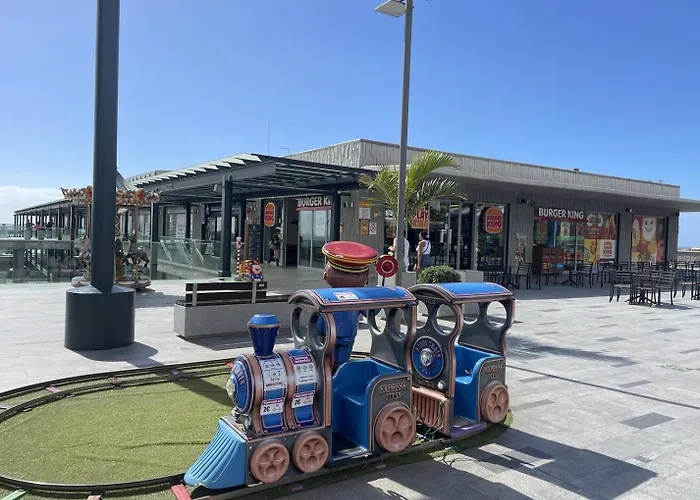 Spacious 1 Bedroom With Pool & Ocean View, Marina Palace Lägenhet Costa Adeje (Tenerife)