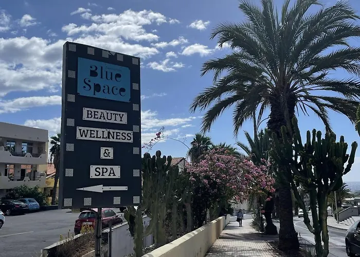 Spacious 1 Bedroom With Pool & Ocean View, Marina Palace Costa Adeje (Tenerife)