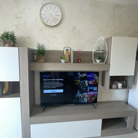 Spacious 1 Bedroom With Pool & Ocean View, Marina Palace Costa Adeje (Tenerife)