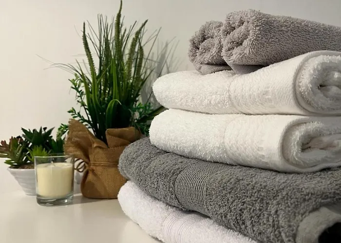 Apartment Spacious 1 Bedroom With Pool & Ocean View, Marina Palace *