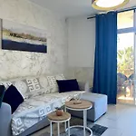 Spacious 1 Bedroom With Pool & Ocean View, Marina Palace Lejlighed Costa Adeje (Tenerife)